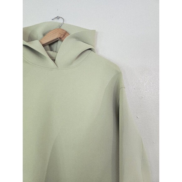 UNIQLO Ultra Stretch Dry Sweat Pullover Hoodie Size Medium Sport Utility Wear - Picture 3 of 10
